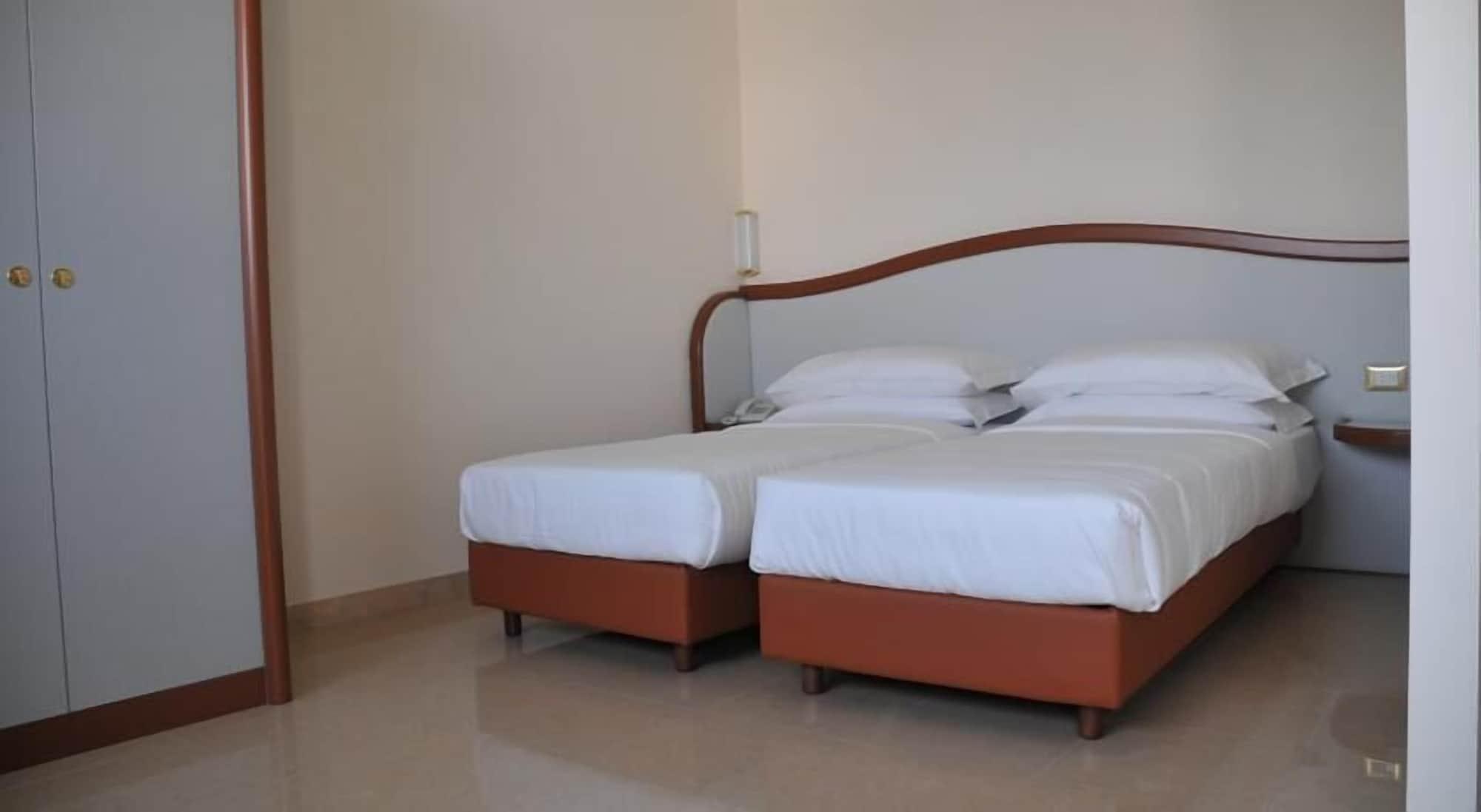 Hotel Verdi วิเชนซา ภายนอก รูปภาพ