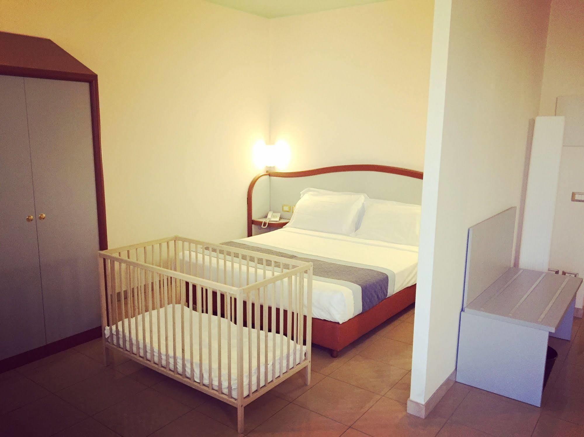 Hotel Verdi วิเชนซา ภายนอก รูปภาพ